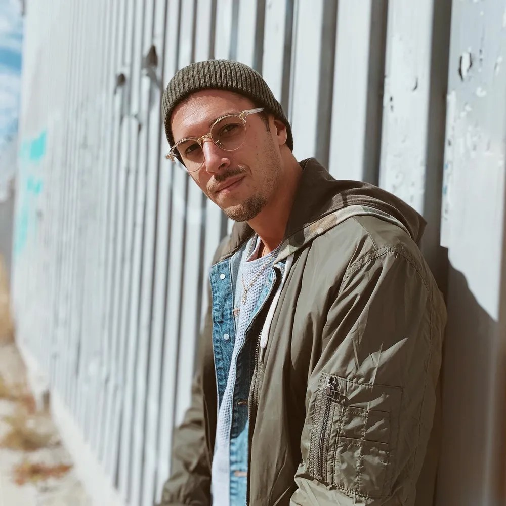 ¡RYN SCOTT libera la fuerza de un león con su nuevo sencillo&nbsp;«Lions»!