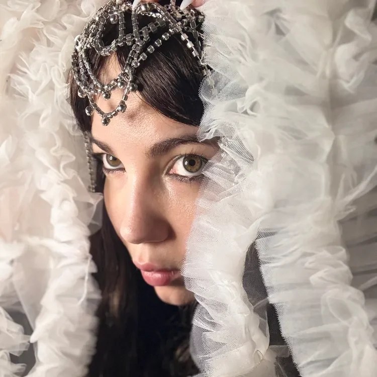 SZÁRA presenta “Puja”: trap etéreo y poderoso con identidad&nbsp;multicultural