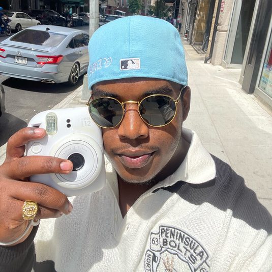 Isaiah Driftwood y su reacción creativa: así suena “Action Without a&nbsp;Reaction”